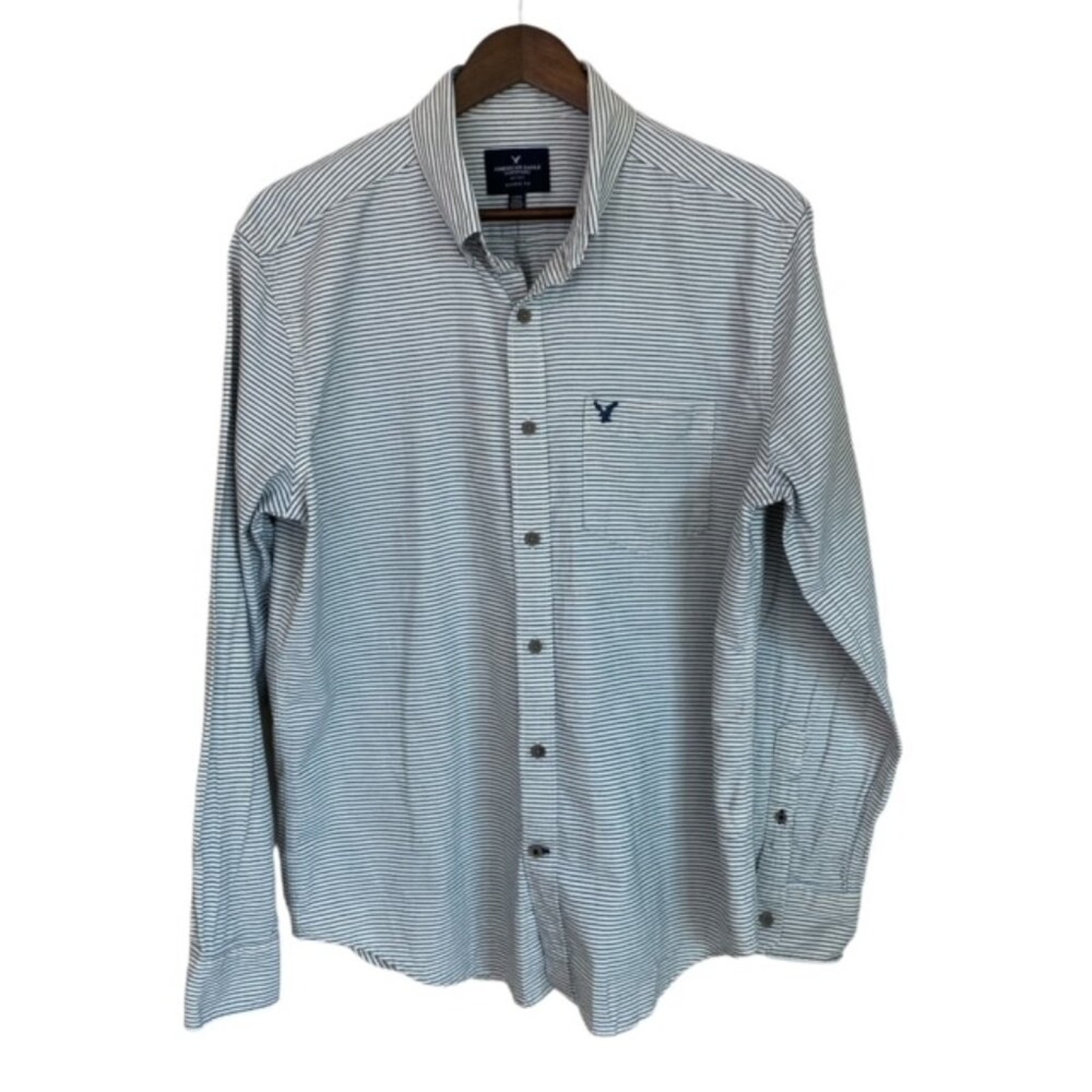 American Eagle White And Blue Striped Classic Fit Button Down - Large